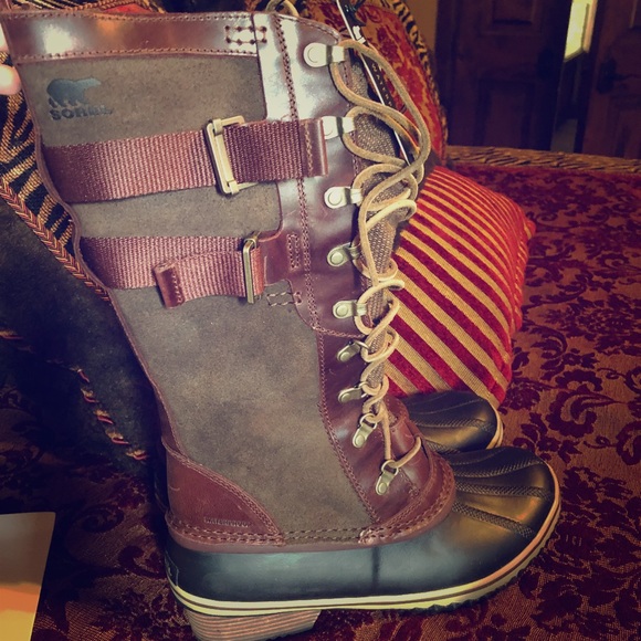 Women’s Sorel Boots - Picture 1 of 5